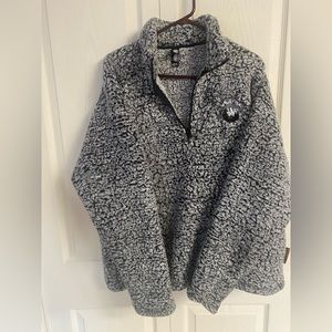 Unisex quarter-zip Sherpa sweatshirt size XL